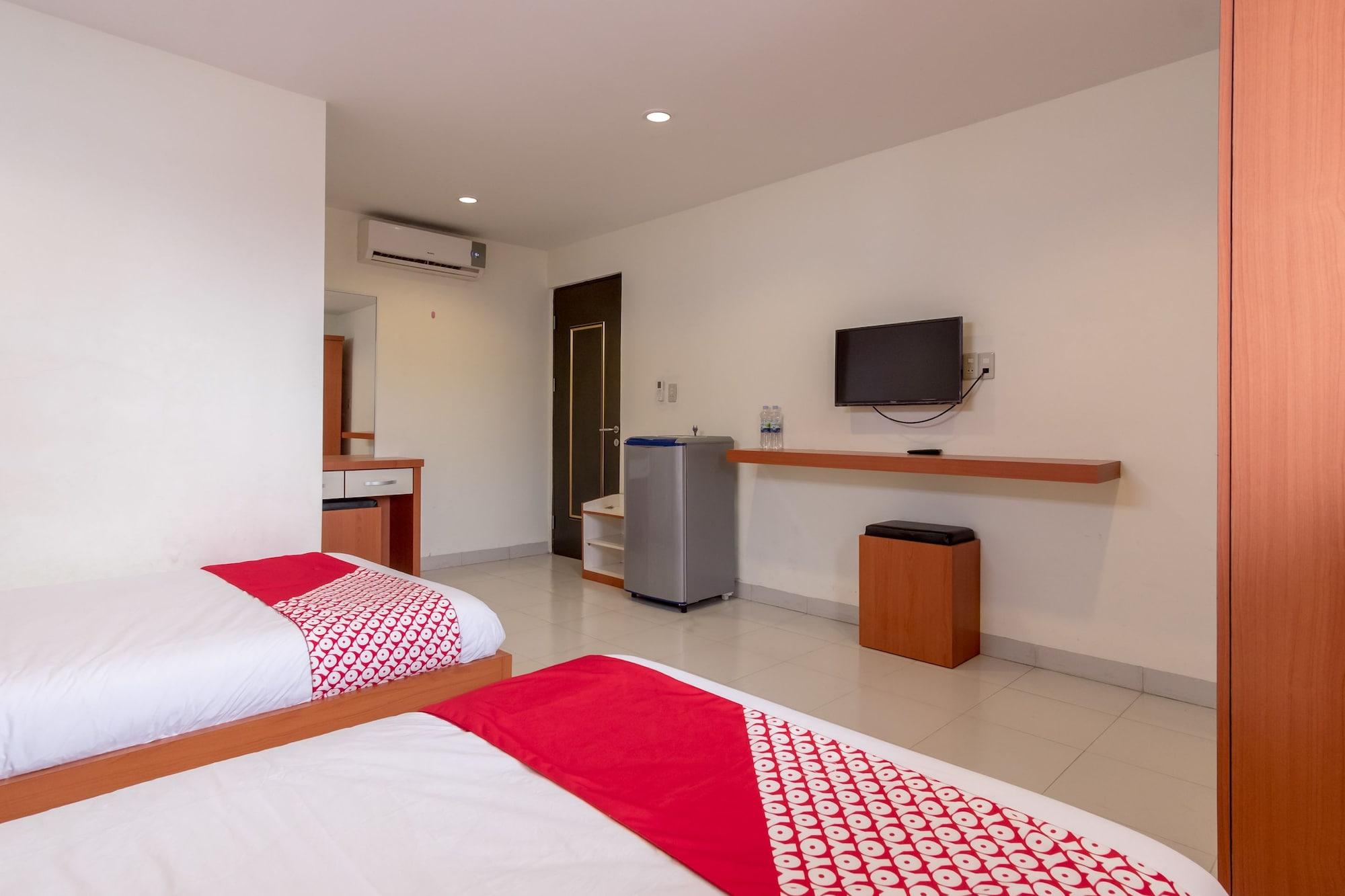 โอโย 294 อันเดรีย เรสซิเดนซ์ ชาเรียะฮ์ Hotel เมดาน ภายนอก รูปภาพ