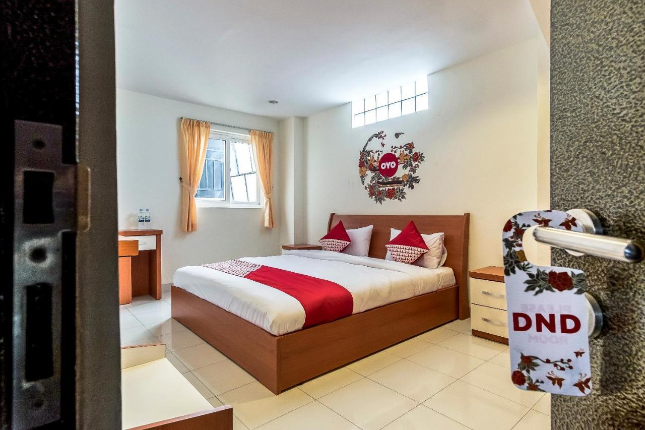 โอโย 294 อันเดรีย เรสซิเดนซ์ ชาเรียะฮ์ Hotel เมดาน ภายนอก รูปภาพ