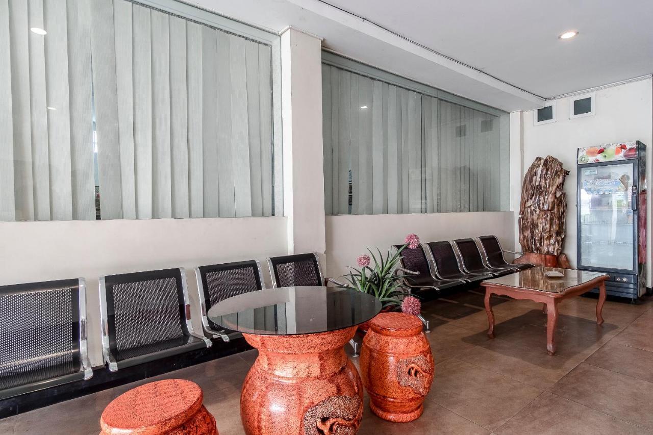โอโย 294 อันเดรีย เรสซิเดนซ์ ชาเรียะฮ์ Hotel เมดาน ภายนอก รูปภาพ
